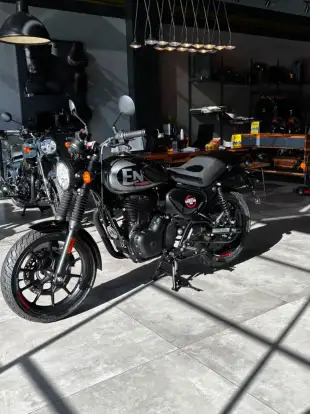ROYAL ENFIELD-HUNTER 350-2026