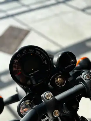 ROYAL ENFIELD-HUNTER 350-2026