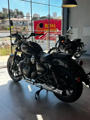 ROYAL ENFIELD METEOR 650 ASTRAL ROYAL ENFIELD METEOR 650 ASTRAL