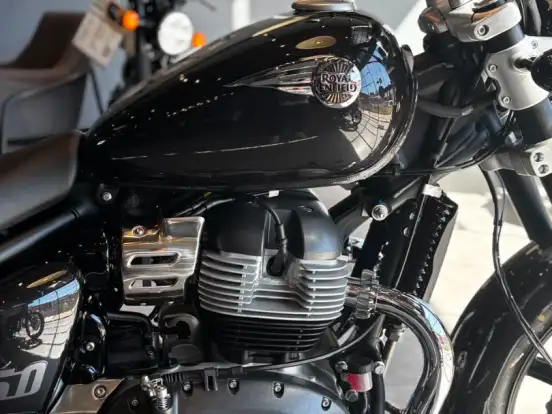 ROYAL ENFIELD-METEOR 650 ASTRAL ROYAL ENFIELD-METEOR 650 ASTRAL-2026