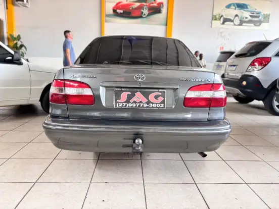 TOYOTA-COROLLA-2001