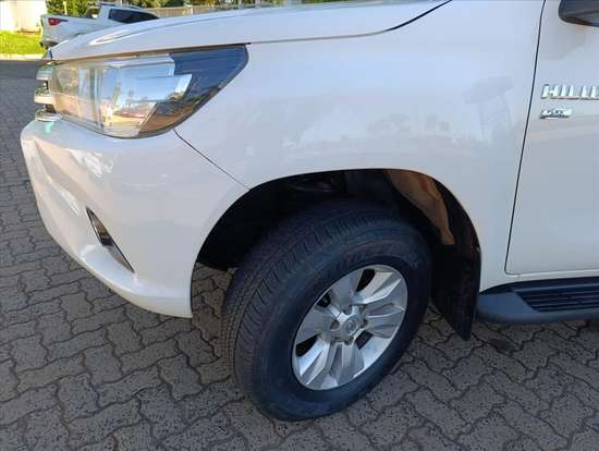 TOYOTA-HILUX-2.7 SRV 4X4 CD 16V FLEX 4P AUTOMÁTICO TOYOTA-HILUX-2017