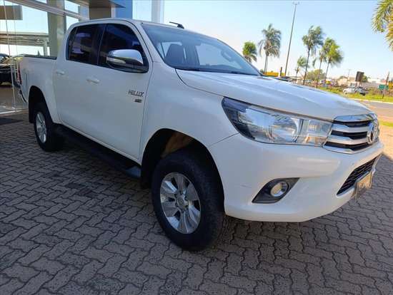 TOYOTA-HILUX-2.7 SRV 4X4 CD 16V FLEX 4P AUTOMÁTICO TOYOTA-HILUX-2017