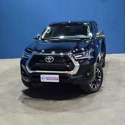 TOYOTA-HILUX-2025