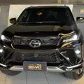 TOYOTA HILUX 2.8 D-4D TURBO DIESEL CD SRX 4X4 AUTOMÁTICO TOYOTA HILUX 2.8 D-4D TURBO DIESEL CD SRX 4X4 AUTOMÁTICO