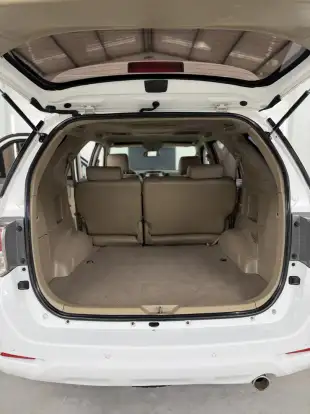 TOYOTA-HILUX SW4-2013
