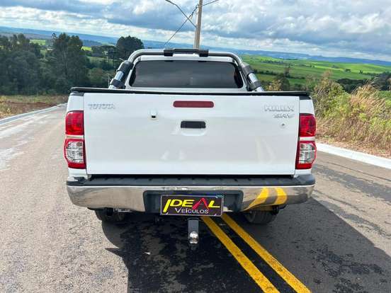 TOYOTA-HILUX SW4-3.0 SRV 4X4 16V TURBO INTERCOOLER DIESEL 4P AUTOMÁTICO TOYOTA-HILUX SW4-2012
