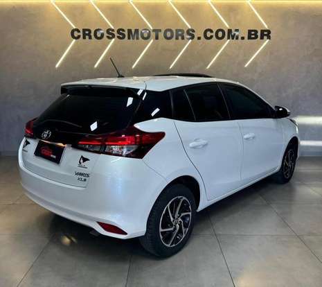 TOYOTA-YARIS-2024