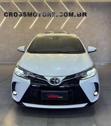 TOYOTA-YARIS-2024