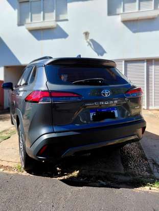 TOYOTA-COROLLA CROSS-2023