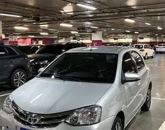 TOYOTA ETIOS 1.5 PLATINUM 16V FLEX 4P MANUAL TOYOTA ETIOS 1.5 PLATINUM 16V FLEX 4P MANUAL