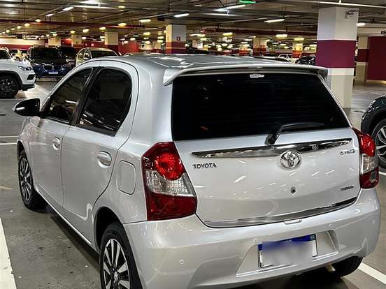 TOYOTA-ETIOS-1.5 PLATINUM 16V FLEX 4P MANUAL TOYOTA-ETIOS-2014