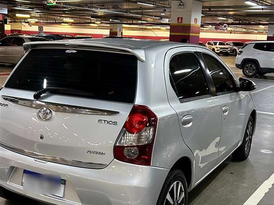 TOYOTA-ETIOS-1.5 PLATINUM 16V FLEX 4P MANUAL TOYOTA-ETIOS-2014