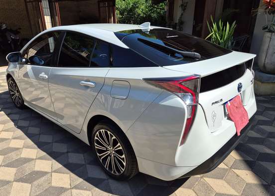 TOYOTA-PRIUS-1.8 16V HÍBRIDO 4P AUTOMÁTICO TOYOTA-PRIUS-2017