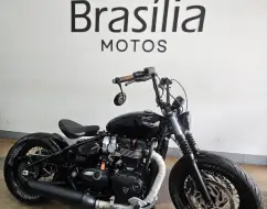 TRIUMPH BONNEVILLE BOBBER 1200 TRIUMPH BONNEVILLE BOBBER 1200