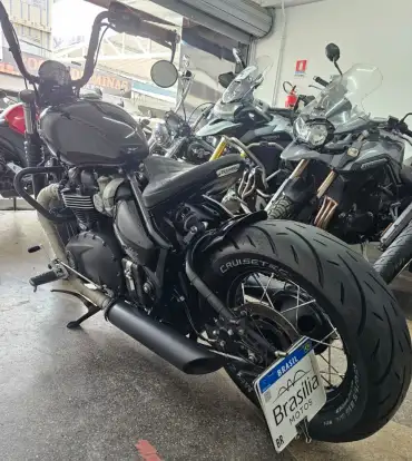 TRIUMPH-BONNEVILLE BOBBER 1200-2019