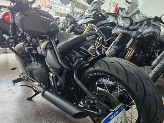 TRIUMPH-BONNEVILLE BOBBER 1200 TRIUMPH-BONNEVILLE BOBBER 1200-2019