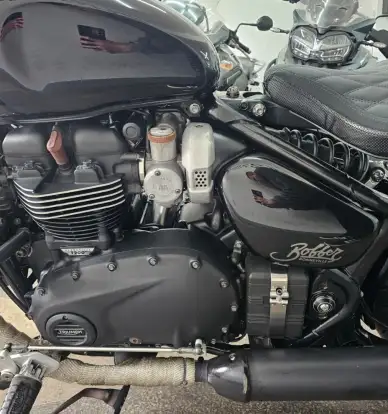 TRIUMPH-BONNEVILLE BOBBER 1200-2019