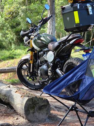 TRIUMPH SCRAMBLER 400 X 