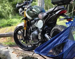 TRIUMPH SCRAMBLER 400 X TRIUMPH SCRAMBLER 400 X