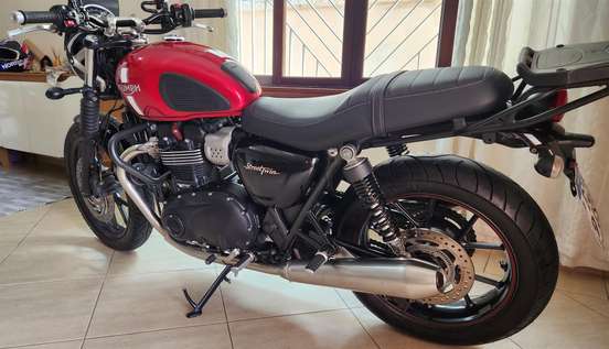 TRIUMPH-STREET TWIN-2017