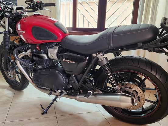 TRIUMPH-STREET TWIN TRIUMPH-STREET TWIN-2017