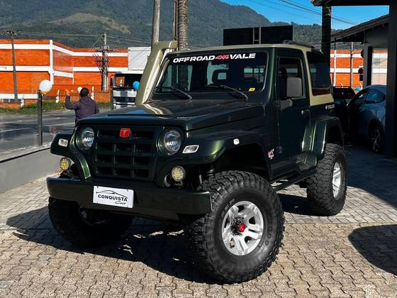 TROLLER T4 EXPEDITION 3.0 4X4 TETO RÍGIDO 4 CILINDROS TURBO ELETRONIC DIESEL 2P MANUAL