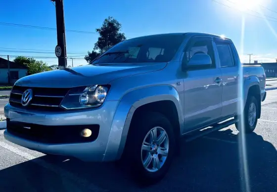 VOLKSWAGEN AMAROK 2.0 TRENDLINE 4X4 CD 16V TURBO INTERCOOLER DIESEL 4P MANUAL VOLKSWAGEN AMAROK 2.0 TRENDLINE 4X4 CD 16V TURBO INTERCOOLER DIESEL 4P MANUAL