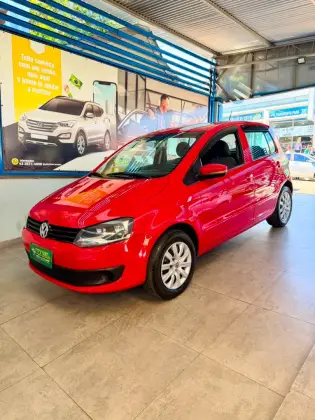VOLKSWAGEN FOX 1.0 MI TREND 8V FLEX 4P MANUAL VOLKSWAGEN FOX 1.0 MI TREND 8V FLEX 4P MANUAL