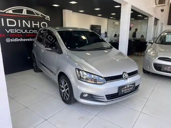 VOLKSWAGEN-FOX-2017