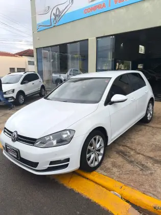VOLKSWAGEN GOLF 1.4 TSI COMFORTLINE 16V GASOLINA 4P AUTOMÁTICO VOLKSWAGEN GOLF 1.4 TSI COMFORTLINE 16V GASOLINA 4P AUTOMÁTICO