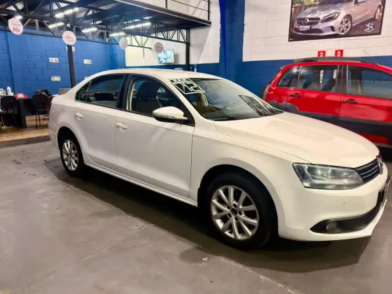VOLKSWAGEN JETTA 2.0 COMFORTLINE FLEX 4P TIPTRONIC VOLKSWAGEN JETTA 2.0 COMFORTLINE FLEX 4P TIPTRONIC