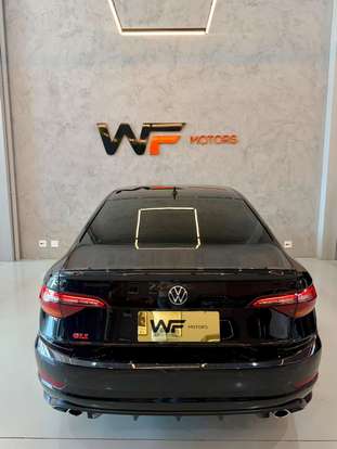 VOLKSWAGEN-JETTA-2021