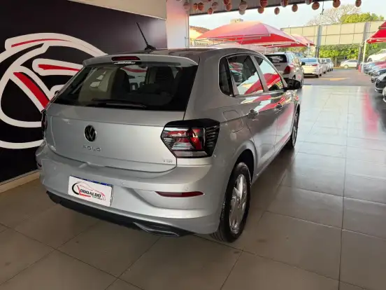 VOLKSWAGEN-POLO-1.0 170 TSI COMFORTLINE AUTOMÁTICO VOLKSWAGEN-POLO-2024