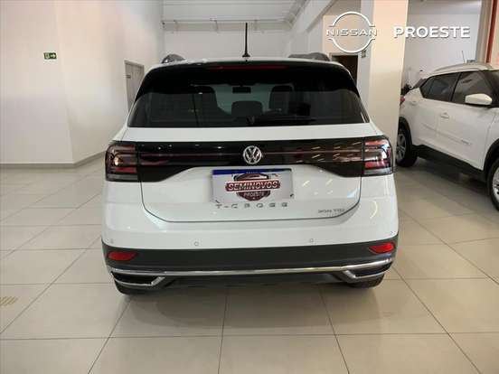 VOLKSWAGEN-T-CROSS-1.0 200 TSI TOTAL FLEX AUTOMÁTICO VOLKSWAGEN-T-CROSS-2020