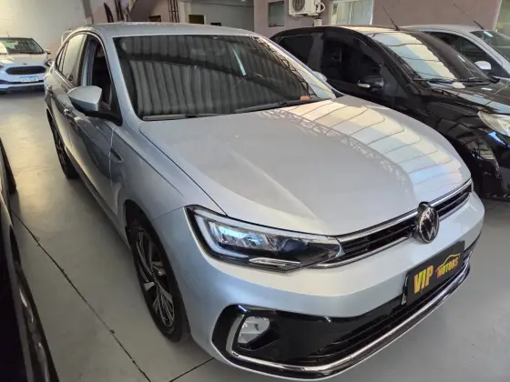 VOLKSWAGEN VIRTUS 1.0 200 TSI HIGHLINE AUTOMÁTICO