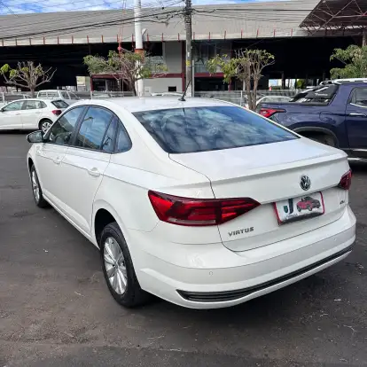VOLKSWAGEN-VIRTUS-2020