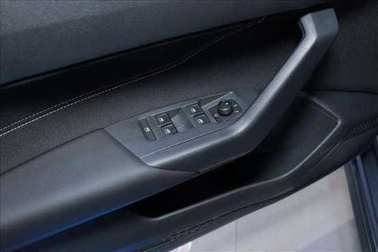 VOLKSWAGEN-VIRTUS-1.4 250 TSI EXCLUSIVE AUTOMÁTICO VOLKSWAGEN-VIRTUS-2026