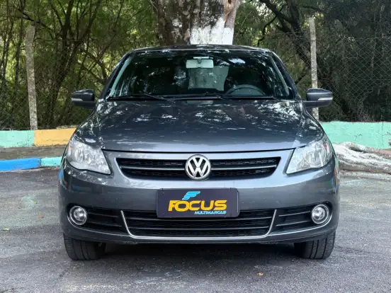 VOLKSWAGEN-VOYAGE-2012