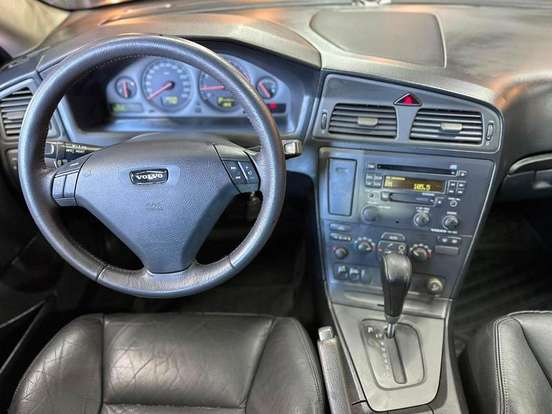 VOLVO-S60-2001