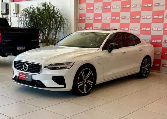 VOLVO-S60-2020