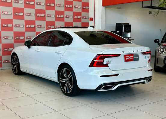 VOLVO-S60-2020