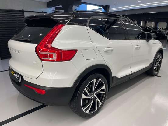 VOLVO-XC40-1.5 T5 RECHARGE R-DESIGN GEARTRONIC VOLVO-XC40-2020