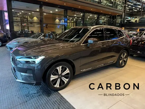 VOLVO XC60 2.0 T8 RECHARGE PLUS AWD GEARTRONIC
