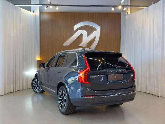 VOLVO-XC90-2024