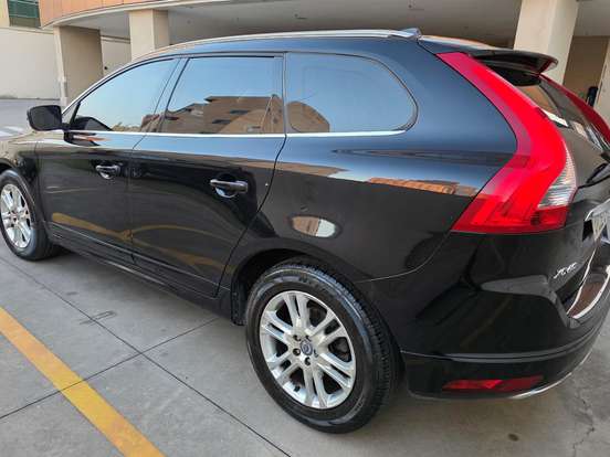 VOLVO-XC60-2.0 T5 DYNAMIC FWD TURBO GASOLINA 4P AUTOMÁTICO VOLVO-XC60-2013