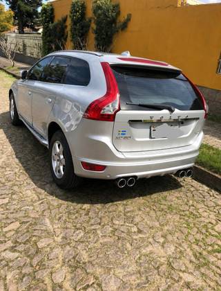 VOLVO XC60 3.0 DYNAMIC AWD TURBO GASOLINA 4P AUTOMÁTICO