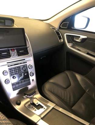 VOLVO-XC60-3.0 DYNAMIC AWD TURBO GASOLINA 4P AUTOMÁTICO VOLVO-XC60-2011