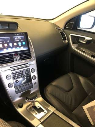 VOLVO-XC60-2011