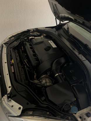VOLVO-XC60-2011